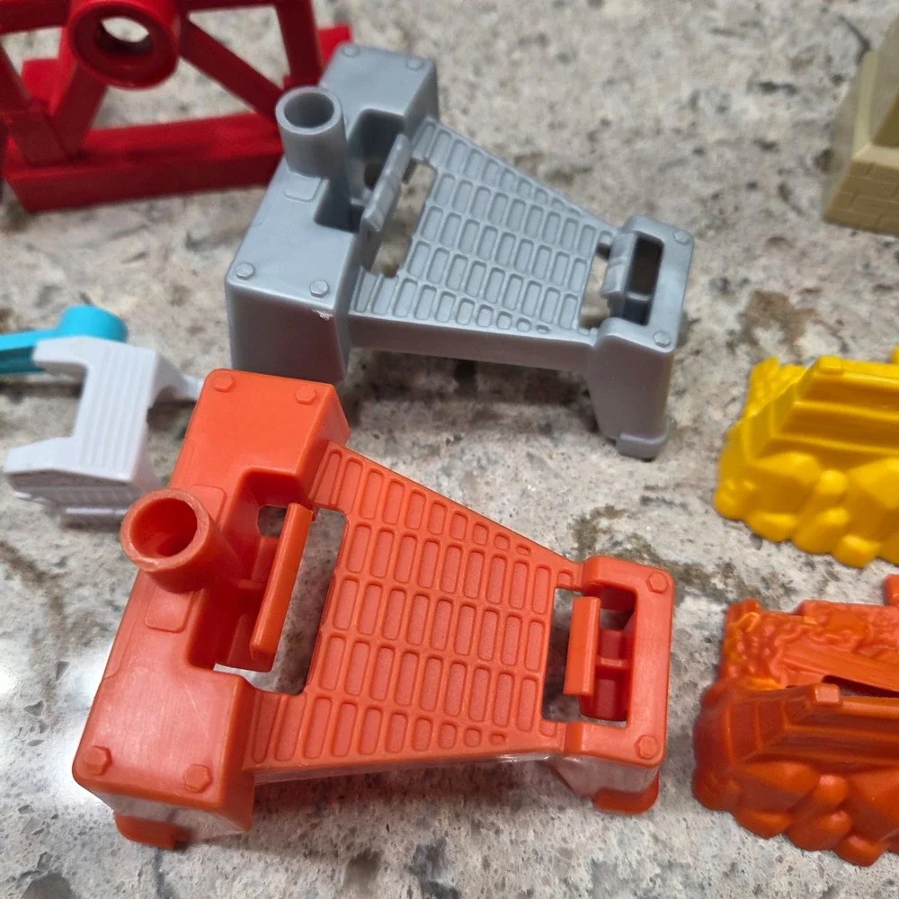 Fisher-Price Thomas TrackMaster Replacement Parts Lot Station Bridge Gas Station